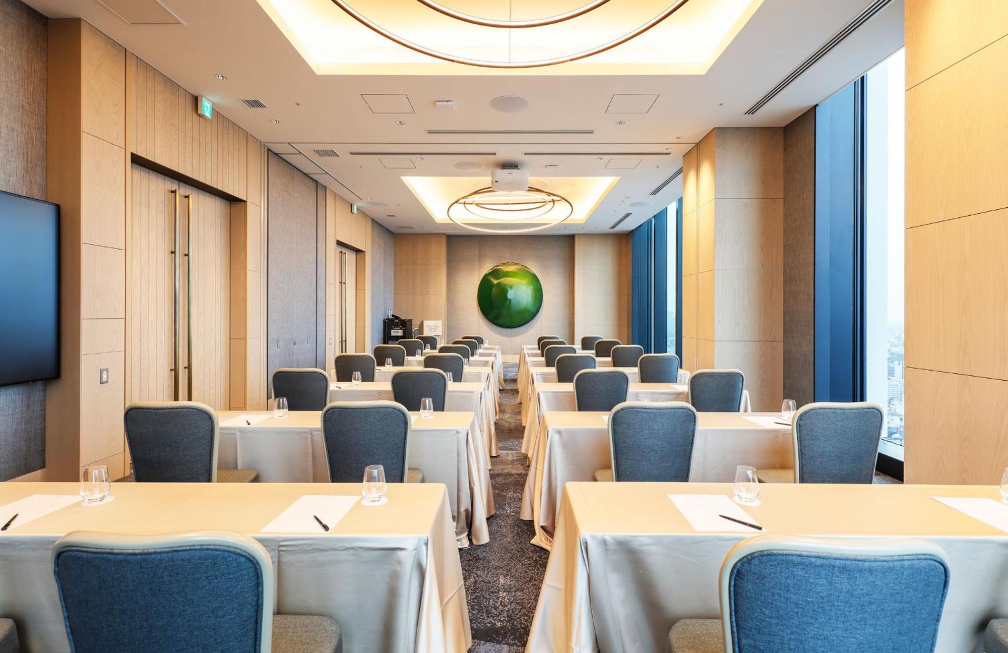 Centara Grand Hotel Osaka Exterior photo Meeting room